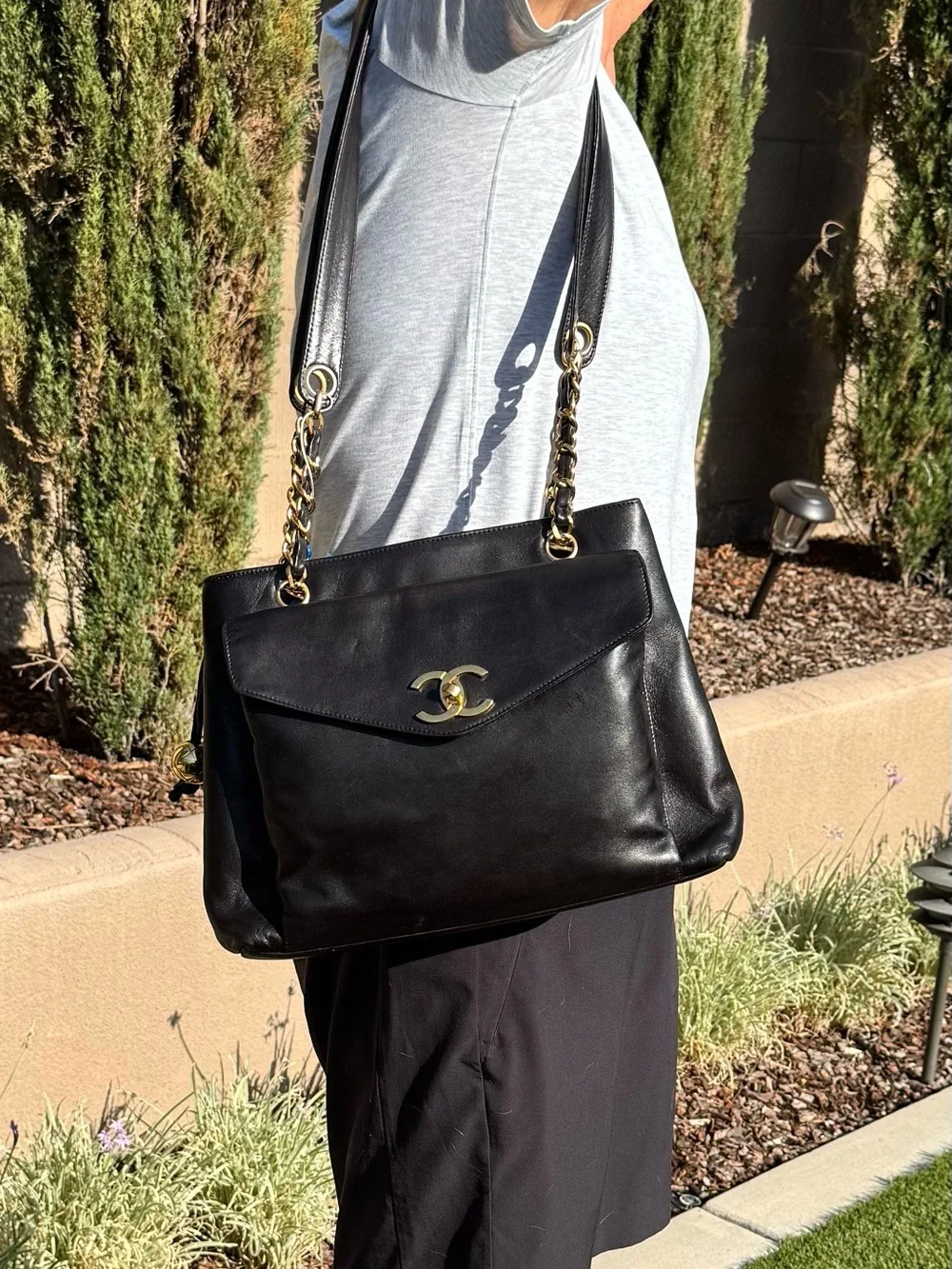 CHANEL Vintage Black Leather Shoulder Bag with Gold CC Hardware